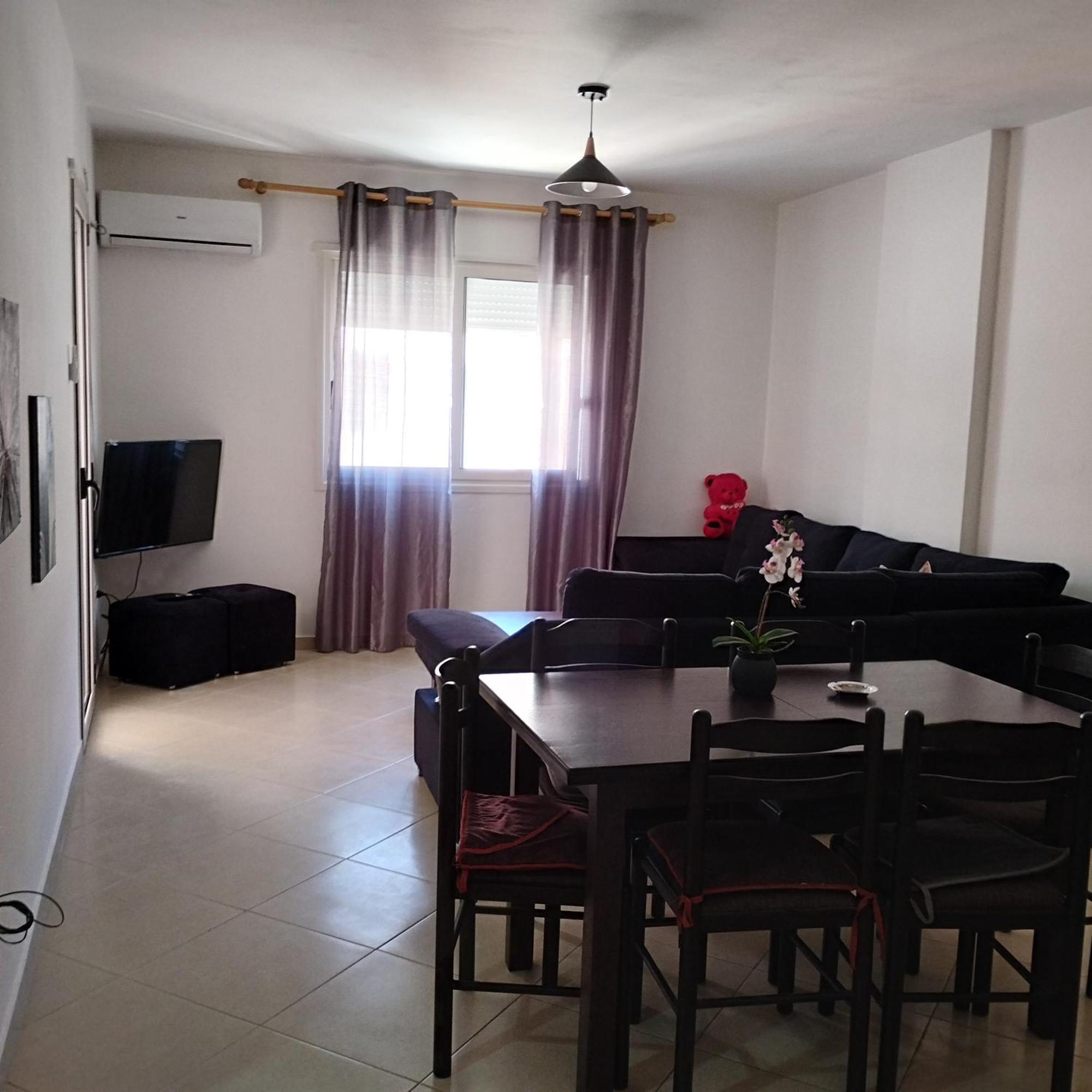 Hergi Apartament Vlorë 外观 照片
